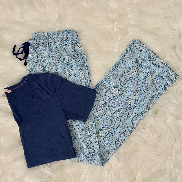 Victoria's Secret Other - Victoria’s Secret Paisley PJ Set